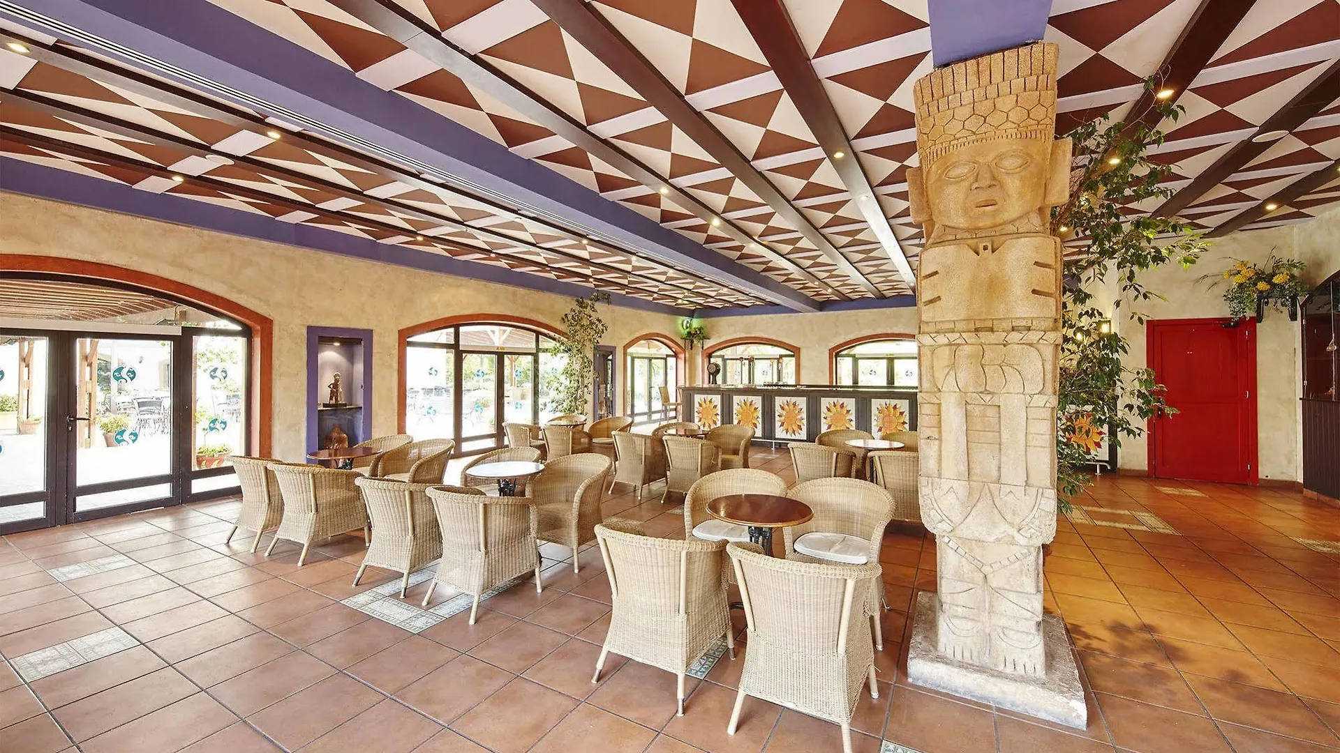 Portaventura Hotel El Paso - Includes Unlimited Access To Portaventura Park & 1 Access To Ferrari Land Салоу